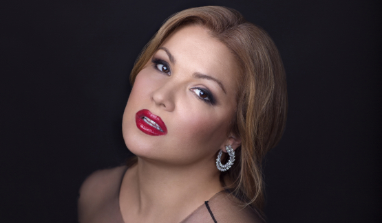 Anna Netrebko - in der Budapester Staatsoper erleben Sie sie in „La Bohème" 