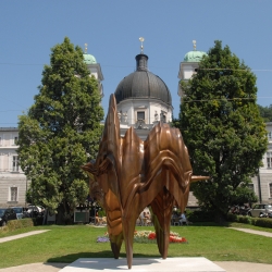 2001 wurde der Walk of Modern Art in Salzburg eröffnet - moderner Skulpturenpark der Sie durch die Altstadt führt