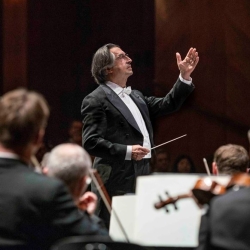 Der zweite Abend gehört dem Stardirigenten  Riccardo Muti - und den Wiener Philharmonikern 