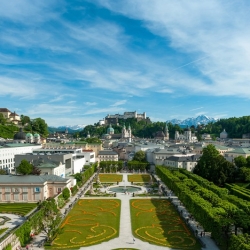 Das Sheraton Grand liegt ideal mitten in Salzburg
