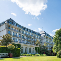 Erstes Haus der Stadt - das luxuriöse 5***** „Brenners Park - Hotel & Spa“ 