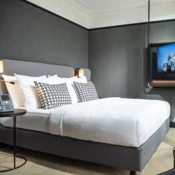 Frischer Wind in alten Gemäuern, die modern und in ruhigen gestalteten Zimmer